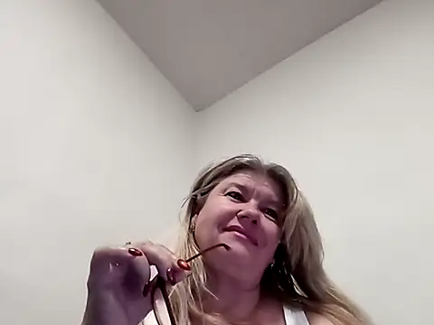 Diana 49 online show from 04/11/26, 07:05