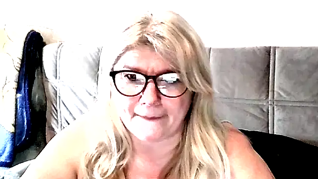 Diana 49 online show from 02/26/26, 08:53