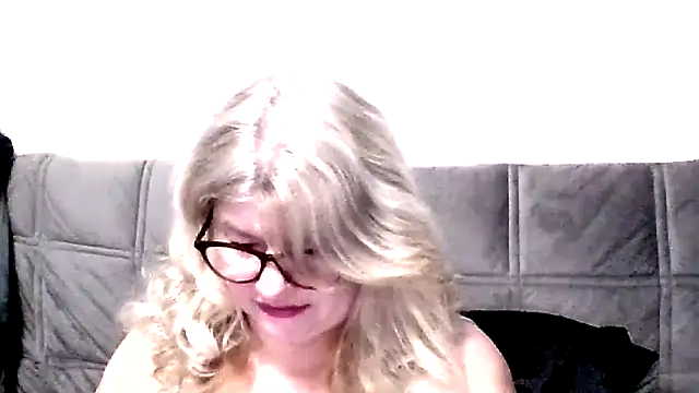 Diana 49 online show from 02/25/26, 02:34