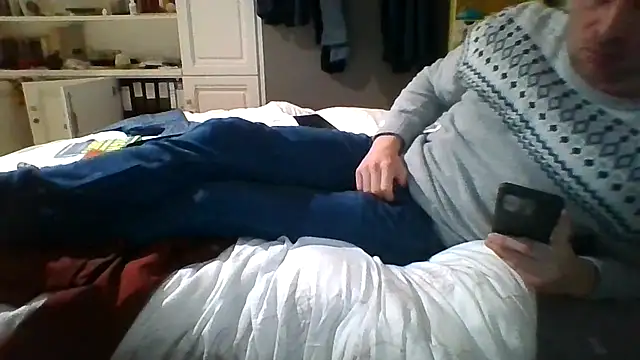 Snapshot of MmaxX004 chatting on 02/22/25, 04:29 MmaxX004 online show from 02/22/25, 04:29