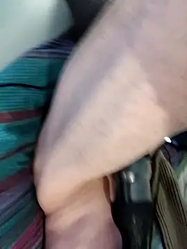 Snapshot of MmaxX004 chatting on 12/04/24, 02:36 MmaxX004 online show from 12/04/24, 02:36