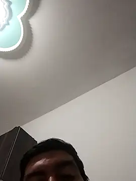 Chocolatinajet online show from 10/04/25, 02:35