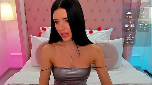 Snapshot of JasmiLyn chatting on 03/03/26, 01:29 JasmiLyn online show from 03/03/26, 01:29