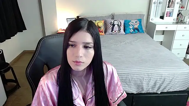 Snapshot of kittykat18x chatting on 03/04/25, 11:11 kittykat18x online show from 03/04/25, 11:11