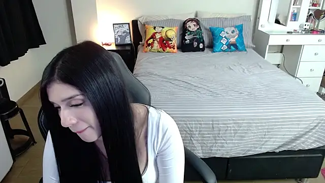 Snapshot of kittykat18x chatting on 02/28/25, 05:37 kittykat18x online show from 02/28/25, 05:37