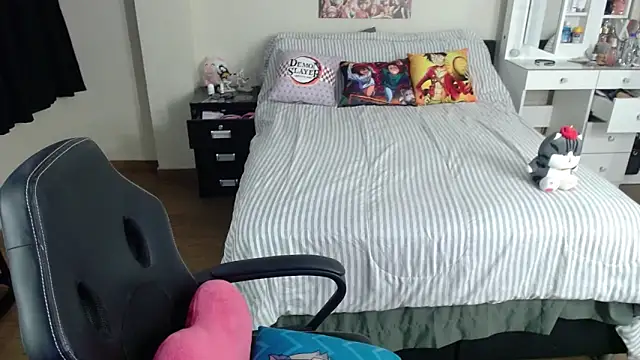 kittykat18x online show from 11/11/25, 06:47