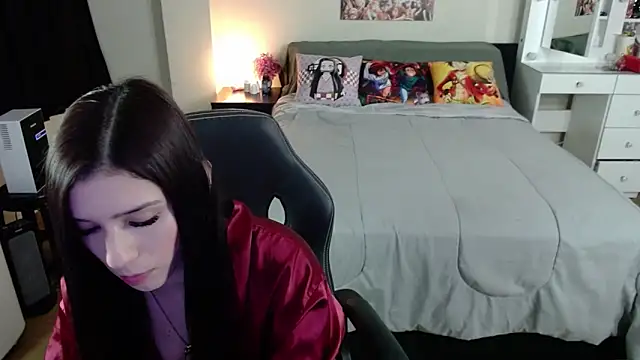 Snapshot of kittykat18x chatting on 06/19/26, 11:53 kittykat18x online show from 06/19/26, 11:53