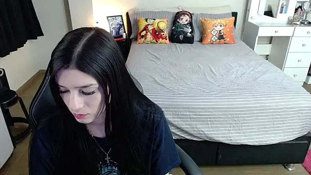 Snapshot of kittykat18x chatting on 03/03/25, 10:52 kittykat18x online show from 03/03/25, 10:52