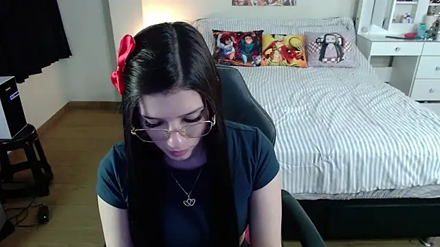 Snapshot of kittykat18x chatting on 07/08/26, 12:46 kittykat18x online show from 07/08/26, 12:46