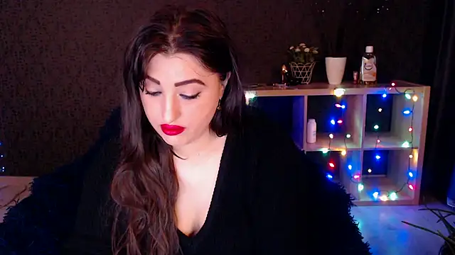 Snapshot of RebeccaStone chatting on 02/02/25, 12:09 RebeccaStone online show from 02/02/25, 12:09