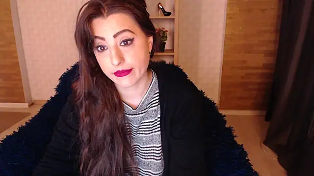 Snapshot of RebeccaStone chatting on 11/05/25, 03:42 RebeccaStone online show from 11/05/25, 03:42