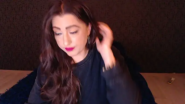 RebeccaStone online show from 12/22/25, 03:06