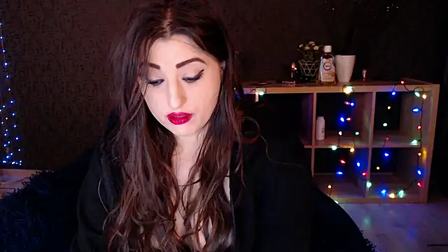 Snapshot of RebeccaStone chatting on 02/09/25, 03:43 RebeccaStone online show from 02/09/25, 03:43