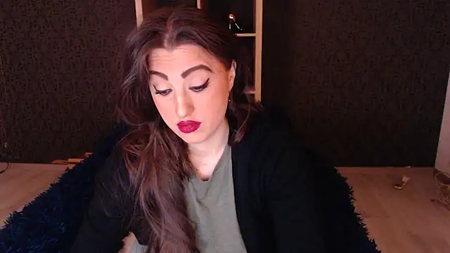 Snapshot of RebeccaStone chatting on 12/01/25, 03:18 RebeccaStone online show from 12/01/25, 03:18