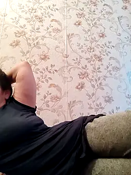 Zulfiya Bruce online show from 02/15/26, 01:54