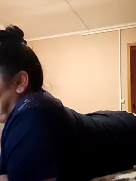 Zulfiya Bruce online show from 02/14/26, 08:42