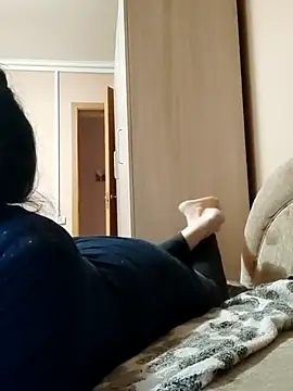 Zulfiya Bruce online show from 02/12/26, 05:45