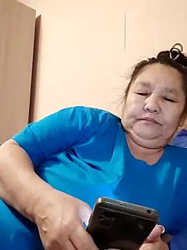 Zulfiya Bruce online show from 11/26/25, 03:23