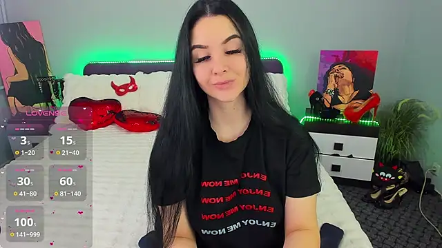 KeiraChoCo online show from 11/06/25, 07:51