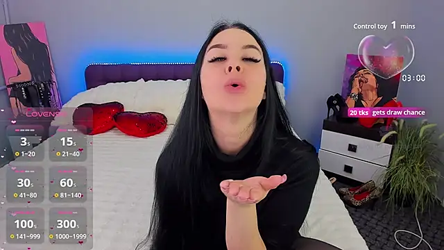 KeiraChoCo online show from 10/26/25, 08:53