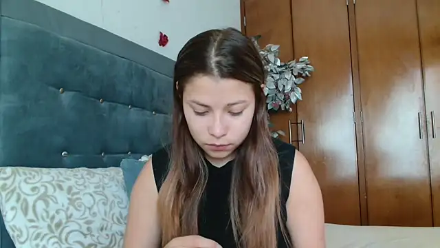 3littleschoolteens online show from 04/30/26, 06:15