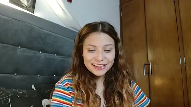 3littleschoolteens online show from 05/19/26, 07:37