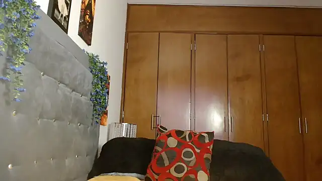 3littleschoolteens online show from 11/29/25, 08:31