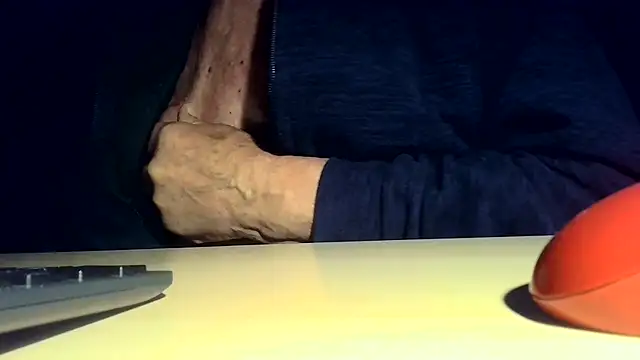 tachione2 online show from 10/03/25, 05:53