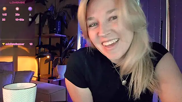 5 in one online show from 10/03/25, 04:58