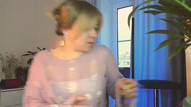 5 in one online show from 04/17/26, 04:04