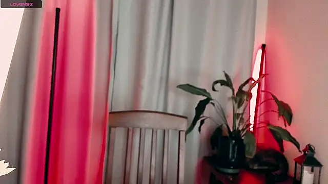 5 in one online show from 02/11/26, 04:23