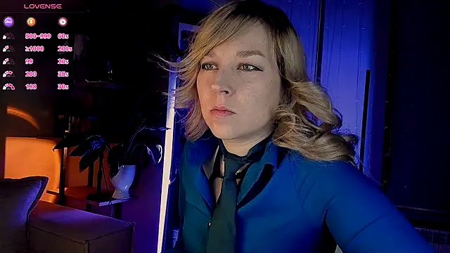 5 in one online show from 10/31/25, 03:36