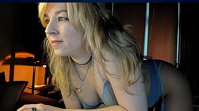 5 in one online show from 03/23/25, 04:27