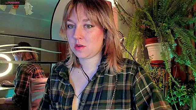 5 in one online show from 01/08/26, 04:29