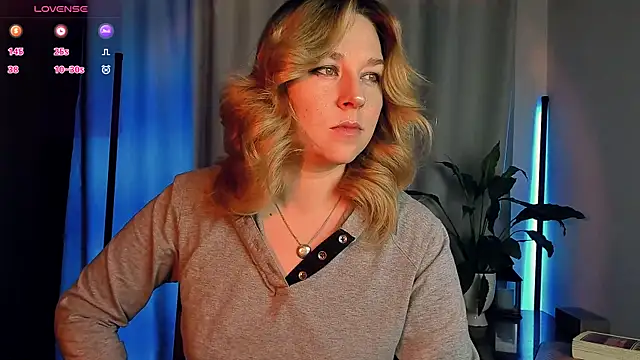 5 in one online show from 12/20/25, 03:42