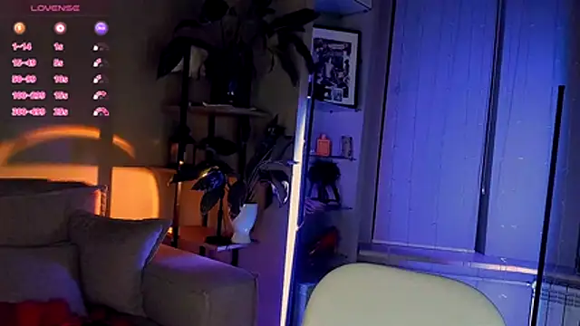 5 in one online show from 11/03/25, 05:23