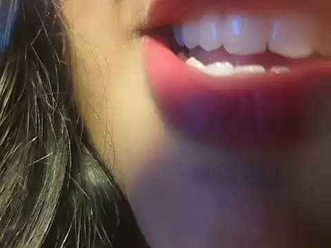 Savithri9 online show from 09/18/25, 02:20