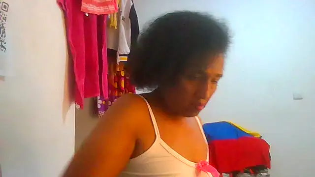 Aishamara online show from 10/30/25, 06:55