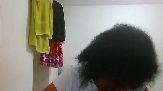 Aishamara online show from 10/24/25, 07:35