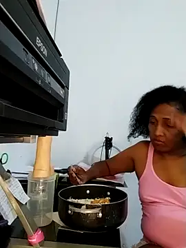 Snapshot of Aishamara chatting on 02/15/26, 04:17 Aishamara online show from 02/15/26, 04:17