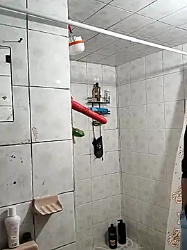 LaInsaciableIntensa online show from 02/15/26, 08:30