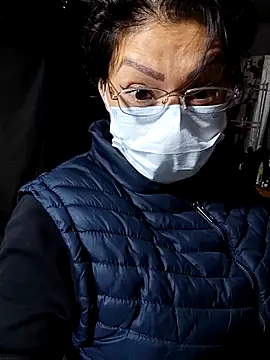 LaInsaciableIntensa online show from 12/19/25, 12:14