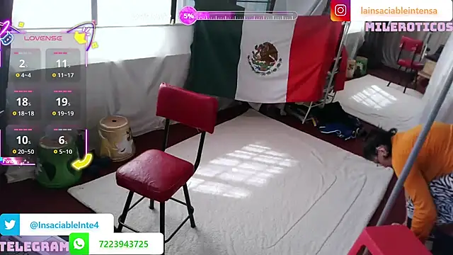 LaInsaciableIntensa online show from 11/17/25, 04:33