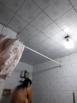 LaInsaciableIntensa online show from 10/13/25, 07:37