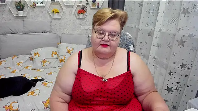 Snapshot of _big_love_ chatting on 10/31/25, 04:03  big love  online show from 10/31/25, 04:03