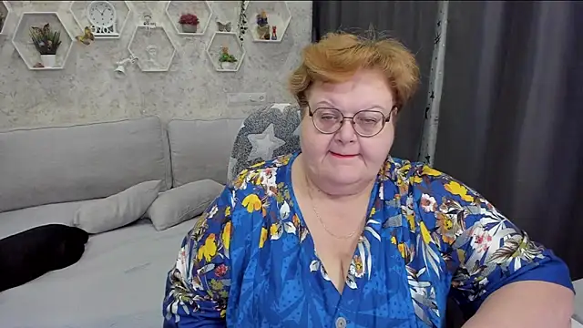 Snapshot of _big_love_ chatting on 03/21/25, 08:08  big love  online show from 03/21/25, 08:08