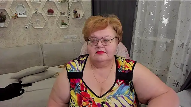 Snapshot of _big_love_ chatting on 03/06/25, 08:37  big love  online show from 03/06/25, 08:37