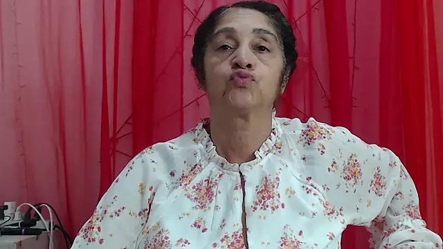 heyline milf online show from 04/05/26, 12:17