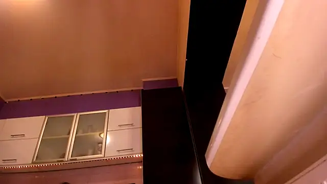 purpleariellx online show from 03/18/25, 09:34