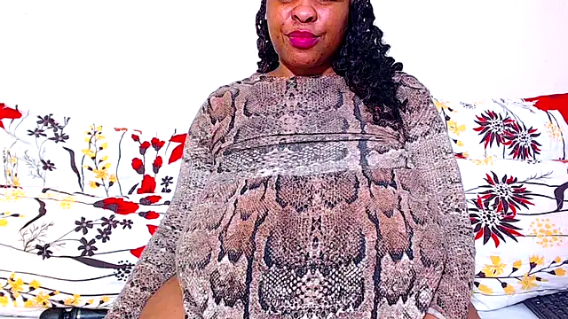 Ebonylovelyx online show from 10/10/25, 09:15